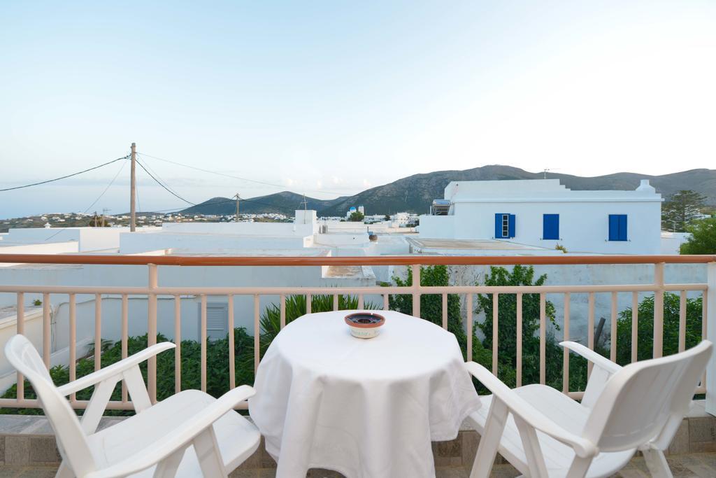 Artemon Hotel Artemonas Exterior photo